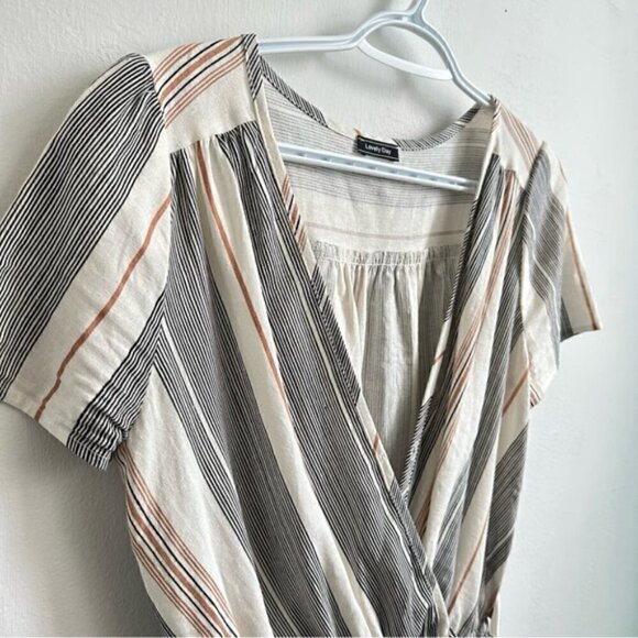 LOVELY Day Striped Tie Waist Faux Wrap Romper small - Picture 5 of 8